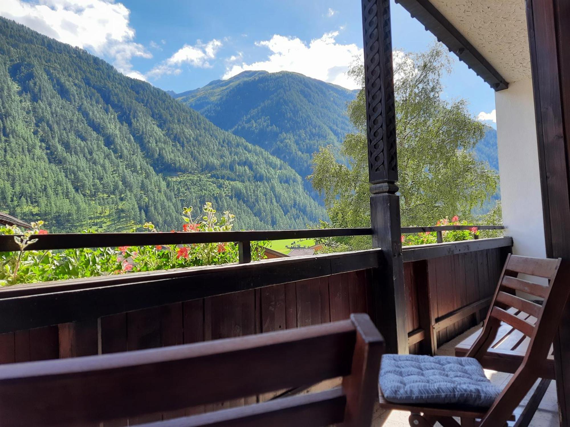 Ferienhaus Enzian Prägraten Zimmer foto